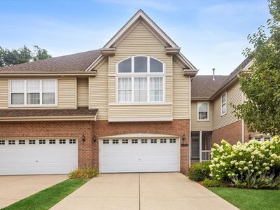 2446 Abbey Dr