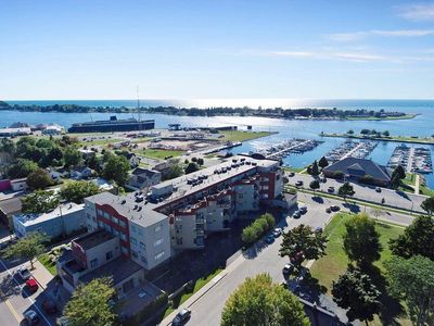 105 W Danaher St UNIT 201