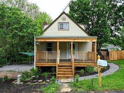 11 Sands Ave