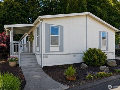 863 NE Saturn Lane #174