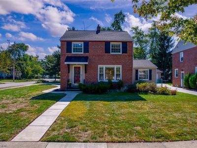 Property at 5204 Haverford Dr, Lyndhurst, OH