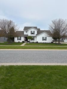 8876 Swancrest Dr