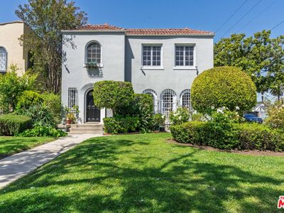 253 N Irving Blvd