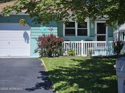 21 San Salvador Street