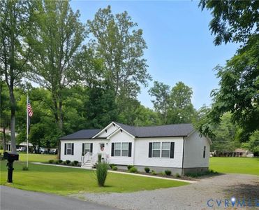 64 Pine Rd