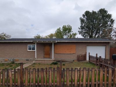 1105 Mark St
