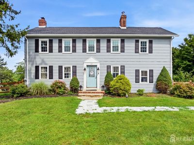 891 Amwell Rd