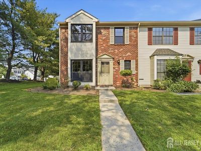 543 Manchester Ct