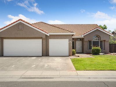 117 Sterling Oak Dr