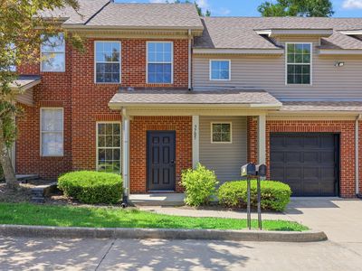 3705 Lochdale Ter