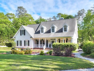 66 Waters Edge Dr