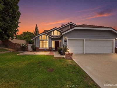 1272 Via Vista Dr