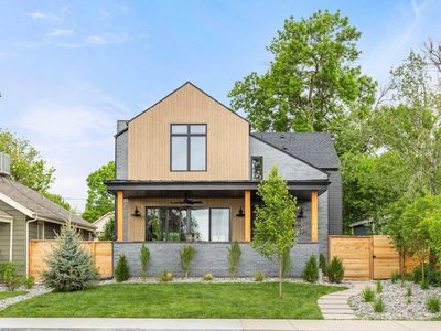 109 3rd Ave