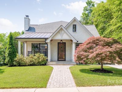 2304 Commonwealth Ave