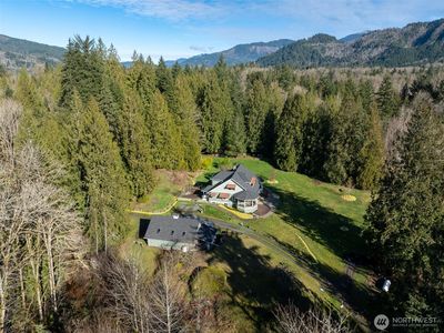 5566 Williams Lake Road