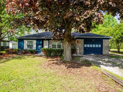 6708 S Calhoun St