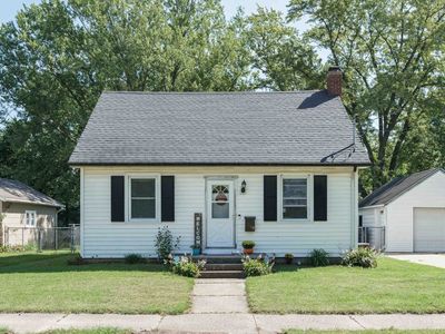 1239 Putnam Ave