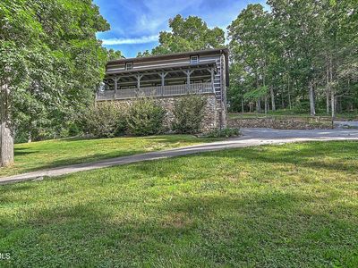 375 Lick Hollow Rd