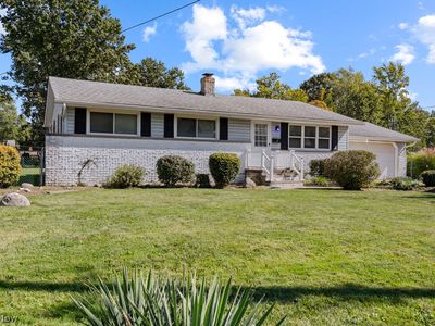 195 Moore Rd