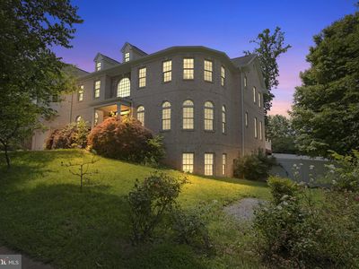 6529 Fairlawn Dr