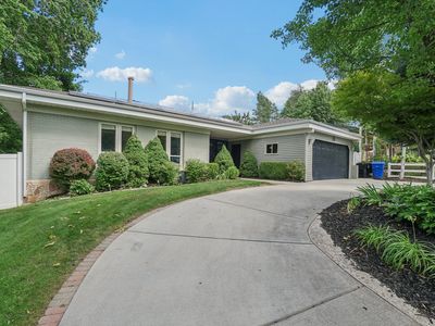 2451 Murray Holladay Rd