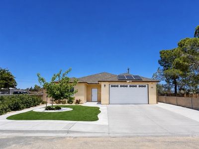 1012 W Coronado Ave
