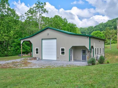 136 Clemons Ln