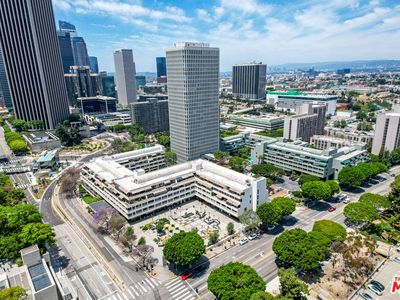 121 S Hope St APT 431