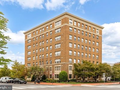 1621 T St NW APT 605