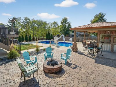 830 SE Plumwood Ln