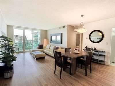 3901 S Ocean Dr APT 15R