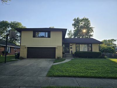 14 N Forrest Ave