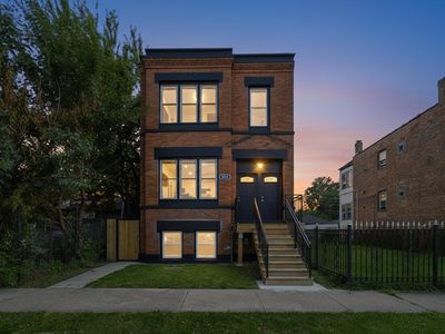 5009 W Ogden Ave