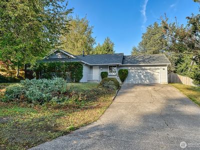 3821 Del Bonita Way