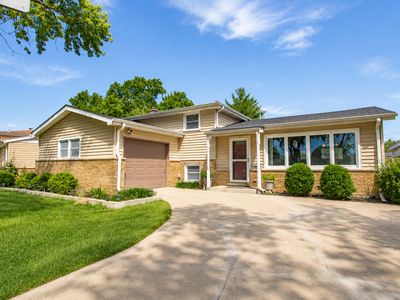 98 Lancaster Ln