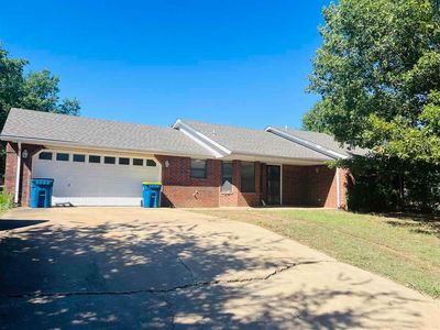 1422 N Hightower St