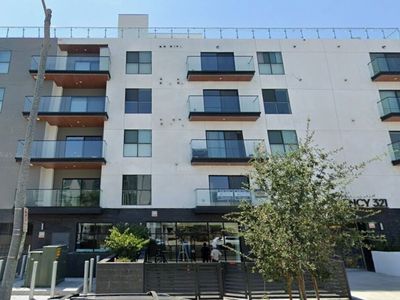321 S Oxford Ave #603