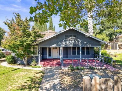 Property at 125 N Appling Rd, Waterford, CA