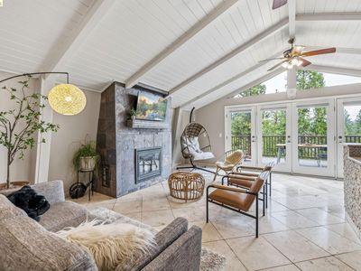 Property at 19933 Pine Mountain Dr, Groveland, CA