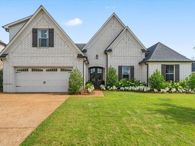215 Laurel Wood Ln