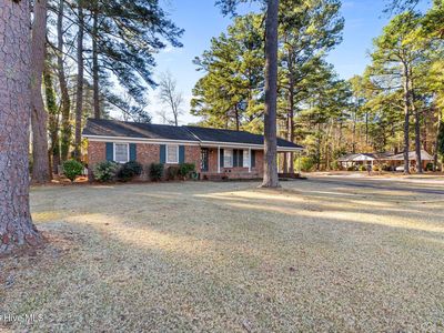 100 Lindenwood Drive