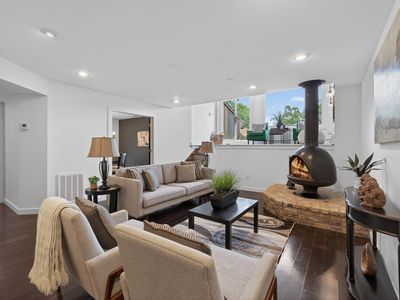 350 Oakwood Dr #9