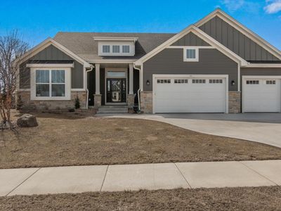 301 Hummingbird LANE