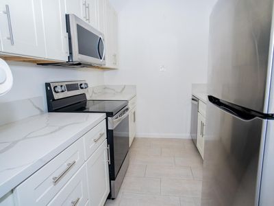 2200 Agnew Rd APT 318