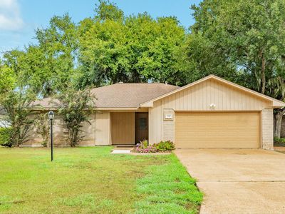 256 Freeman Blvd