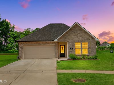 784 Crozier Dr