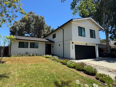1768 Laurentian Way
