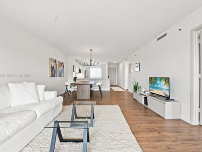 2240 N Cypress Bend Dr APT 505