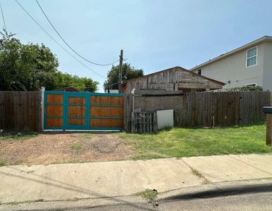Property at 2212 Maryland Ave, Laredo, TX