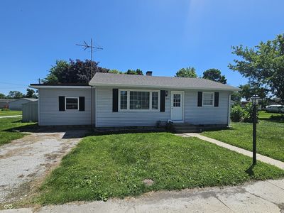 202 W Walnut St